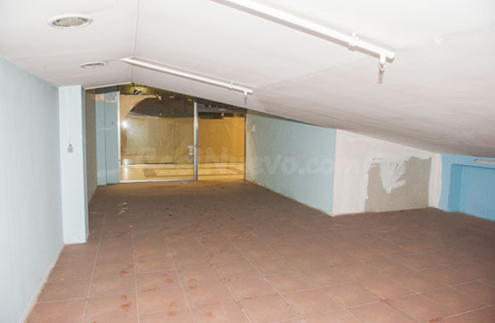 CONJUNTO LOCALES EN CC RAMALLOSA (NIGRAN) - foto 4