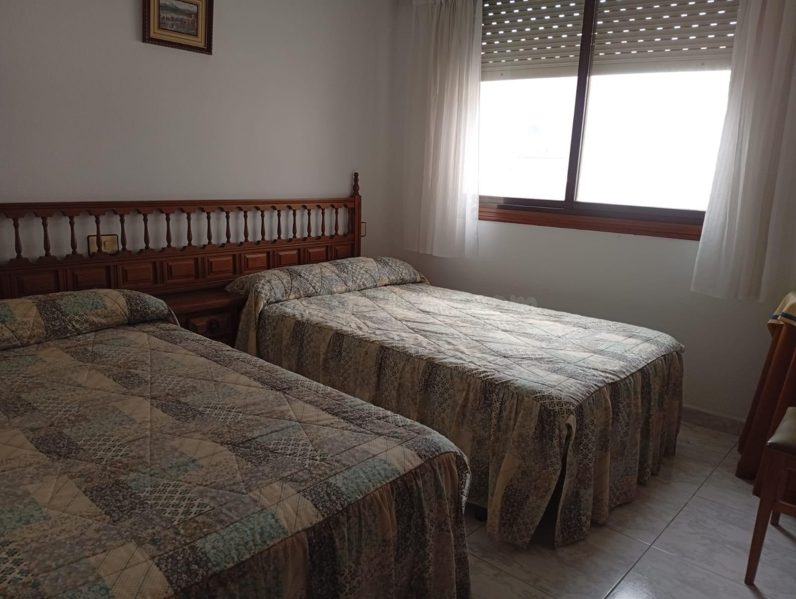 HOSTAL EN VENTA EN A RUA - foto 5