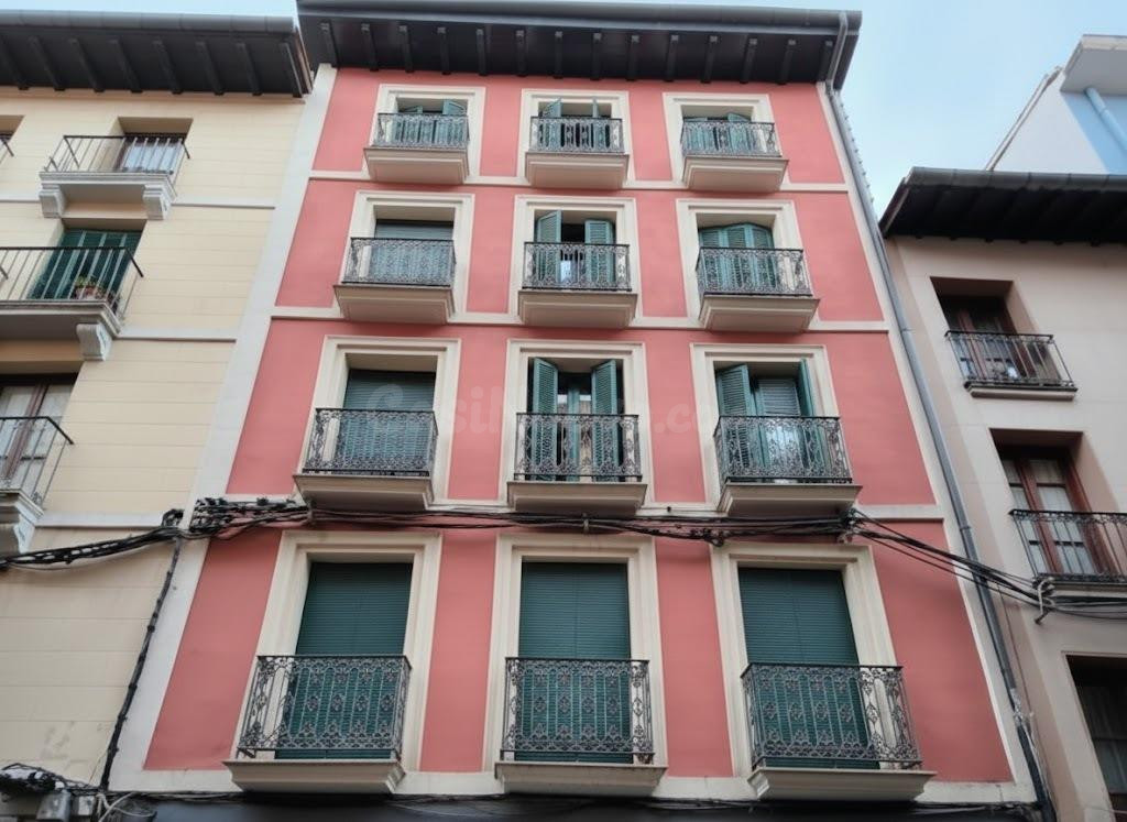 PISO EN VENTA EN PAMPLONA. Activo inmobiliario SIN POSESIÓN,