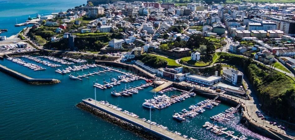 CASA EN VENTA EN RIBADEO