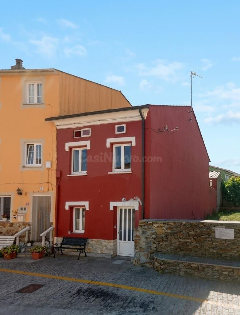CASA EN VENTA EN RIBADEO - foto 2
