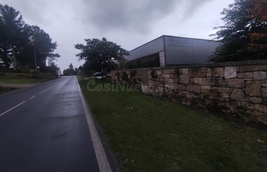 SE VENDE NAVE SIN POSESION EN PIÑOR (OURENSE) - foto 4