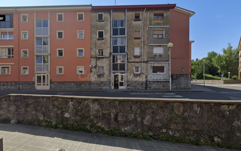 Piso en en Cesión de Remate en Bilbao - foto 4