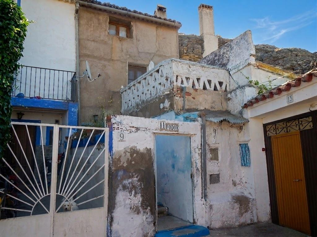 Casa en Cesión de Remate en Velilla de Jiloca - foto 2