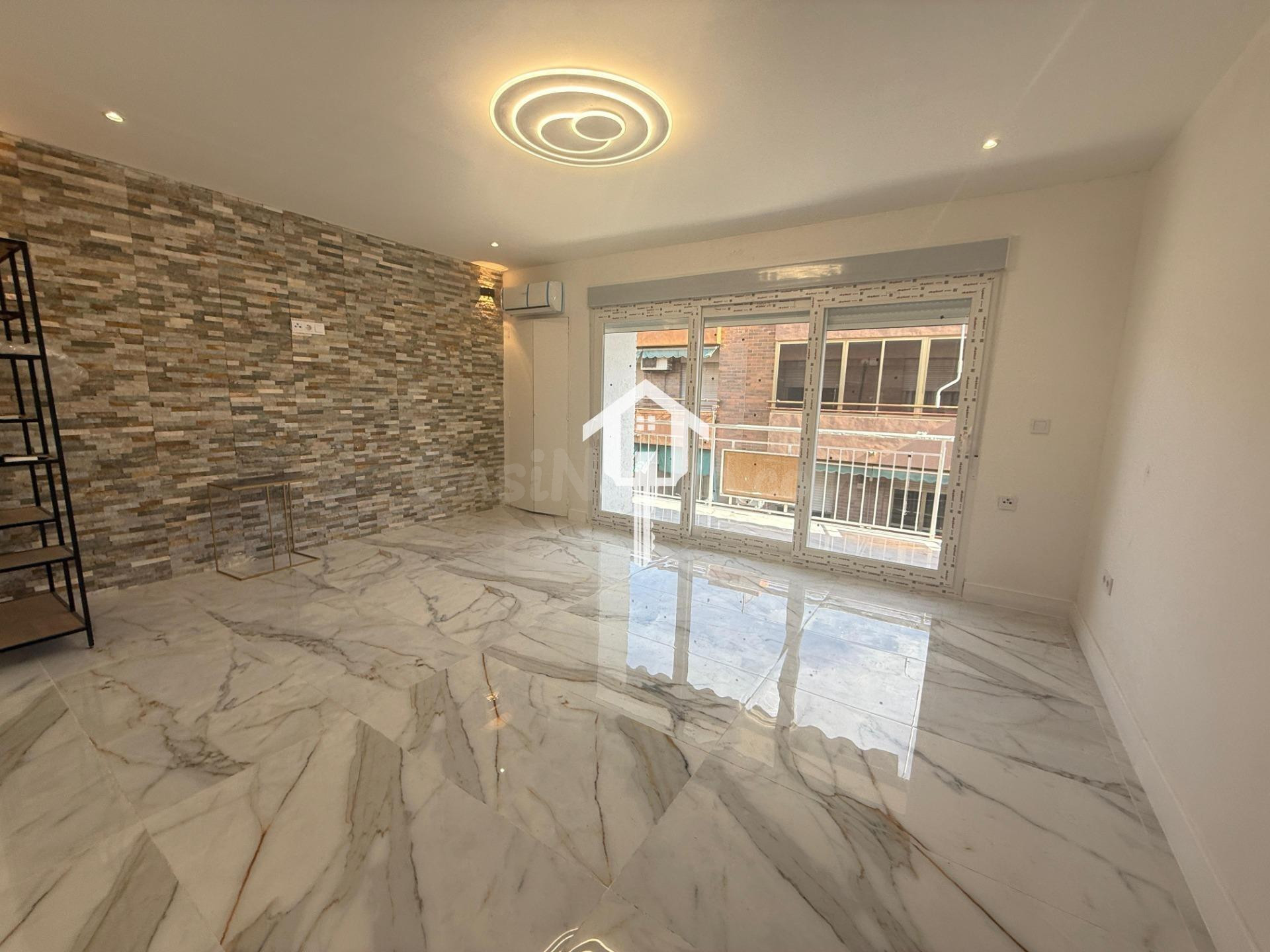 PISO COMPLETAMENTE REFORMADO EN VENTA ALICANTE, 103m2, 3 hab - foto 5