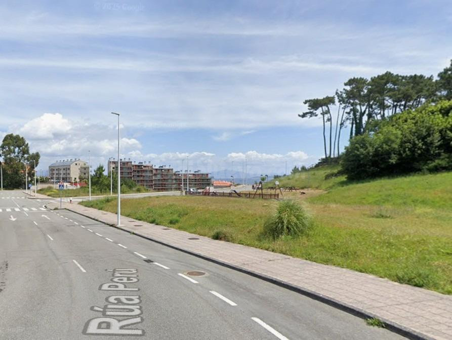 ¡Terreno Urbano Finalista listo para construir en Ribeira! ( - foto 4
