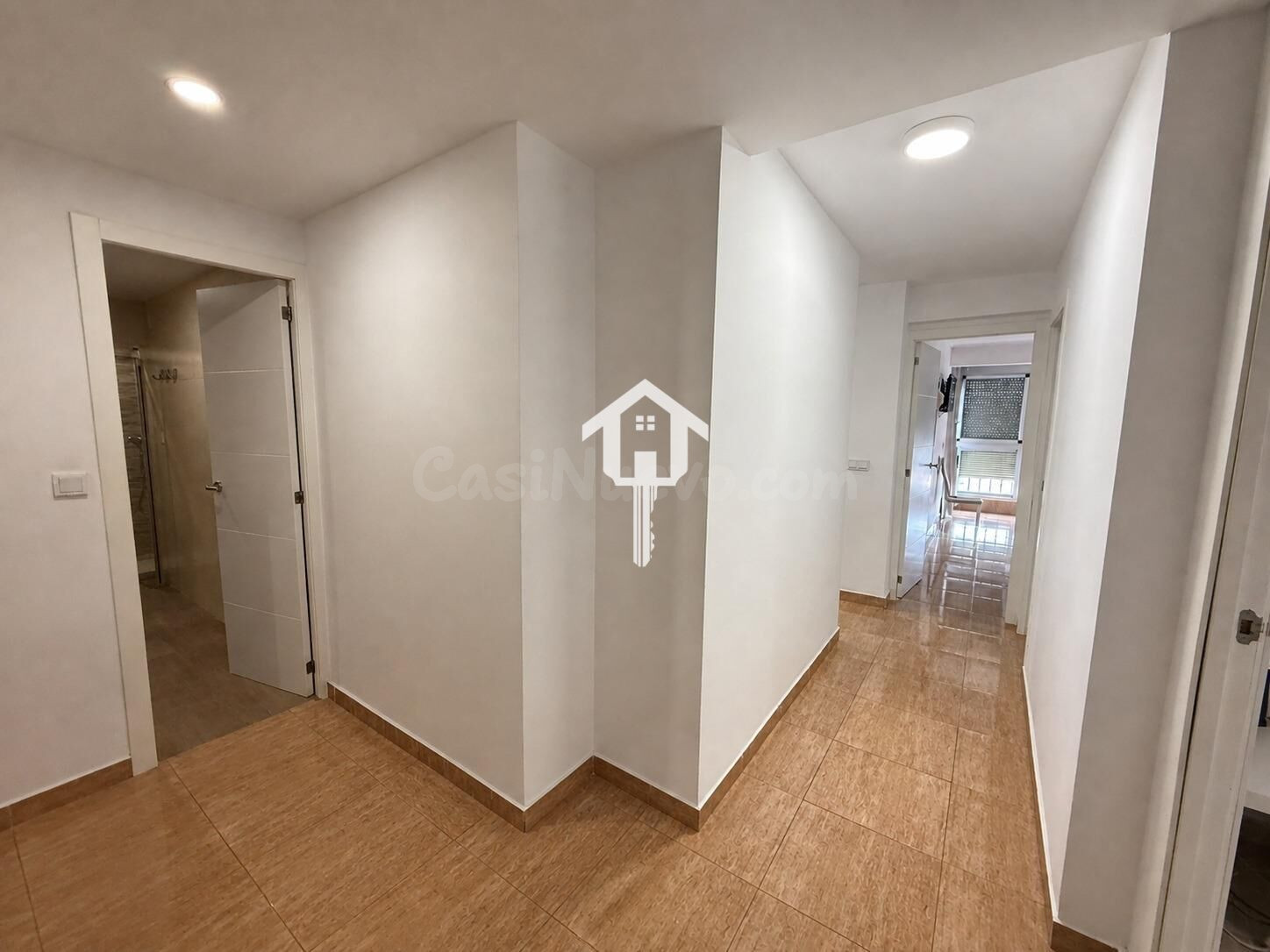 ESPECTACULAR PISO EN VENTA EN ALICANTE, 130m2, 5 habitacione - foto 3
