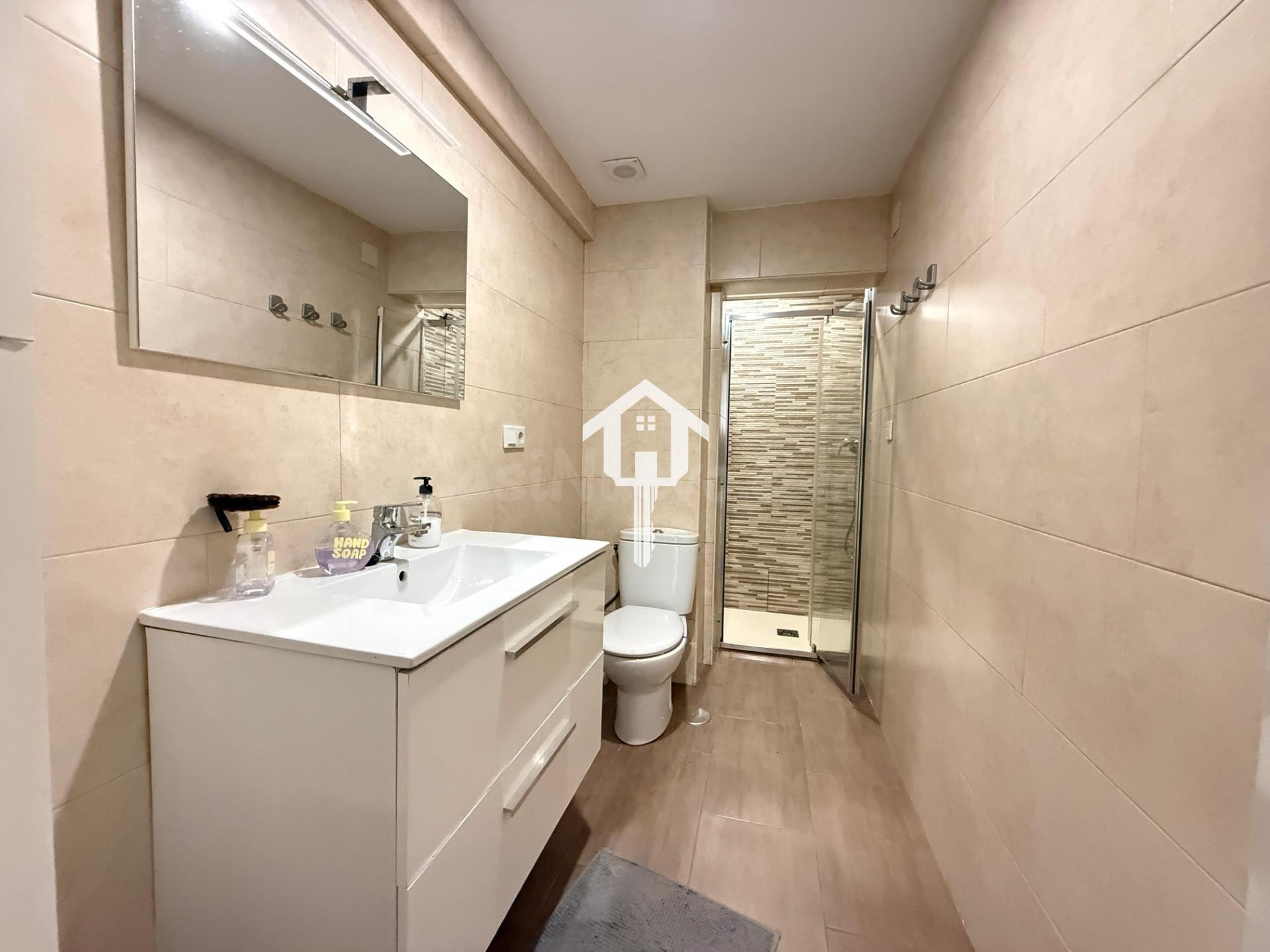 ESPECTACULAR PISO EN VENTA EN ALICANTE, 130m2, 5 habitacione - foto 4