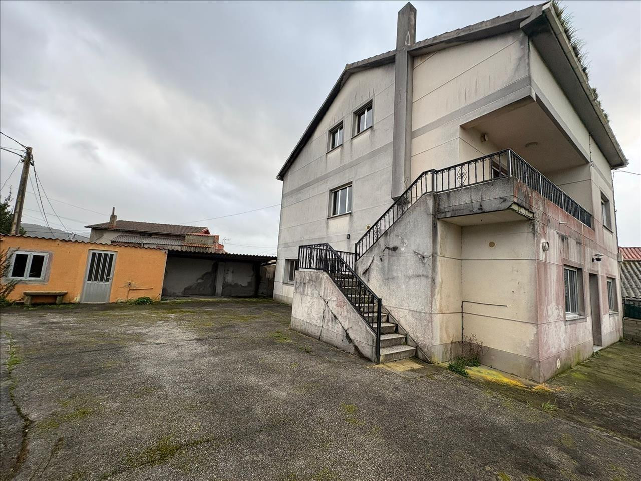 CASA EN VENTA EN A CABANA DE BERGANTIÑOS