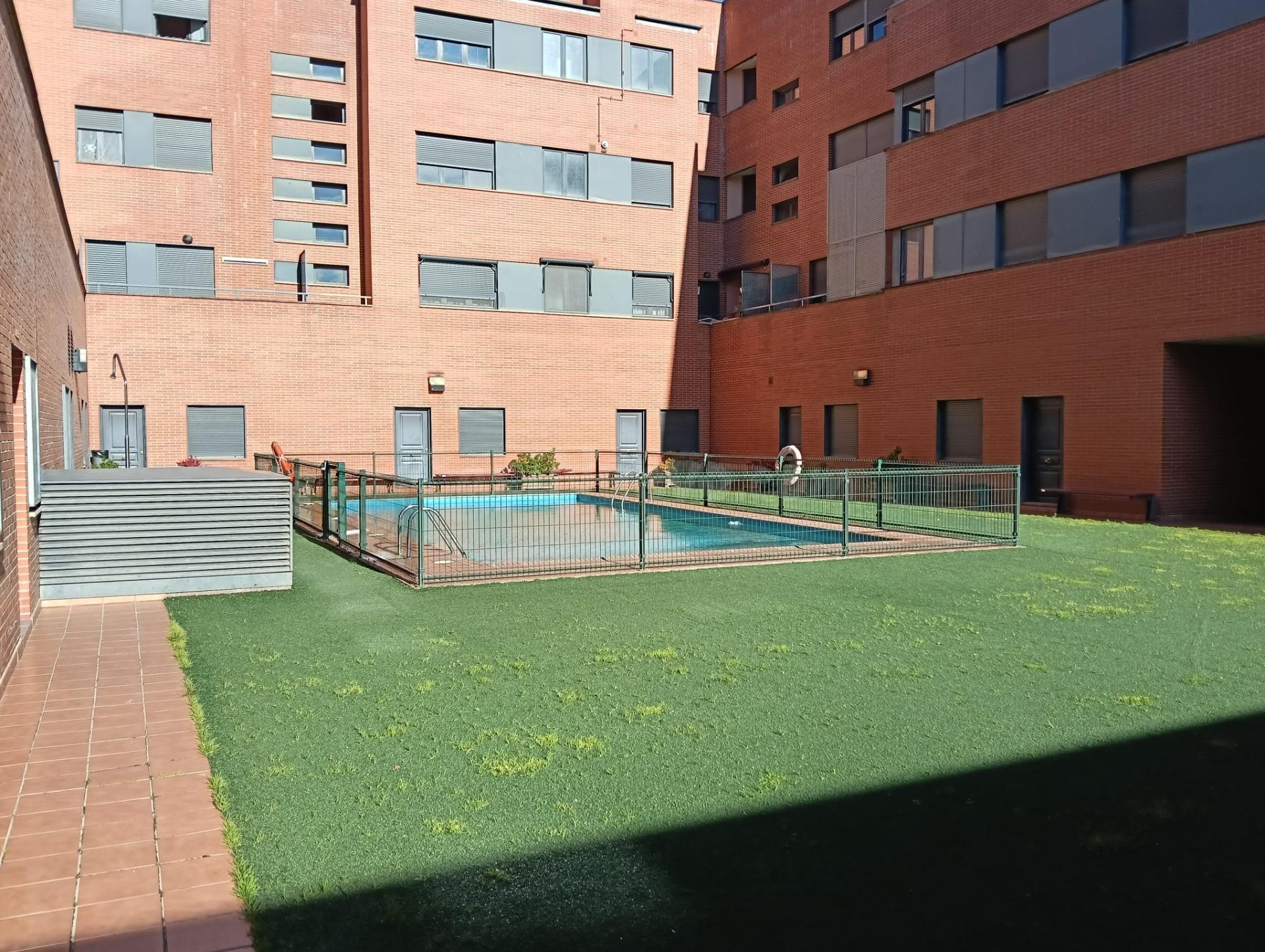 Amplio Local Comercial en Fuenmayor - Oportunidad Única - foto 4