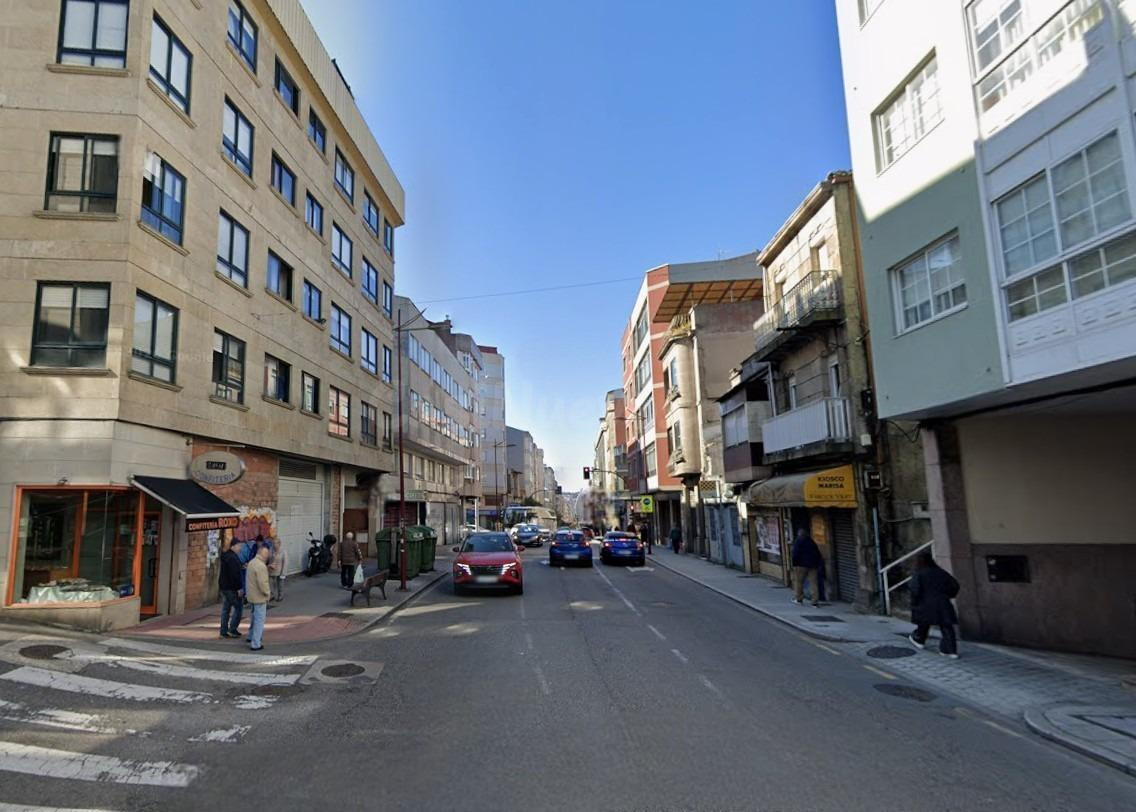 Piso en venta en Teis, Vigo. Alquilado. No se Puede Visitar.