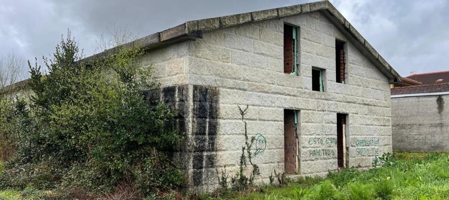 Parcelas en venta con viviendas en construcción en Coristanc - foto 2