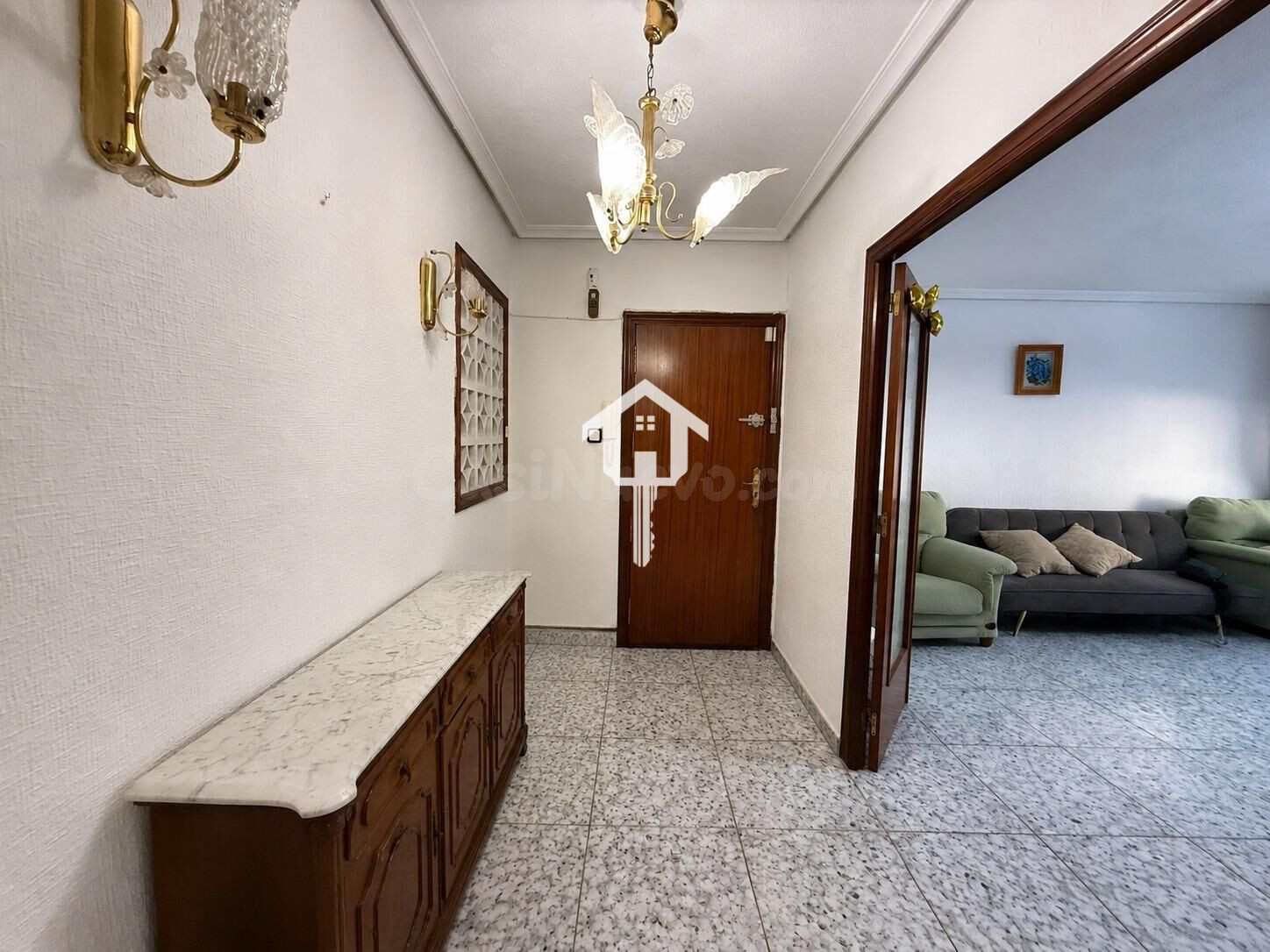 PISO EN VENTA EN ALICANTE, ENTREPLANTA CON 90m2, 3 habitacio - foto 2