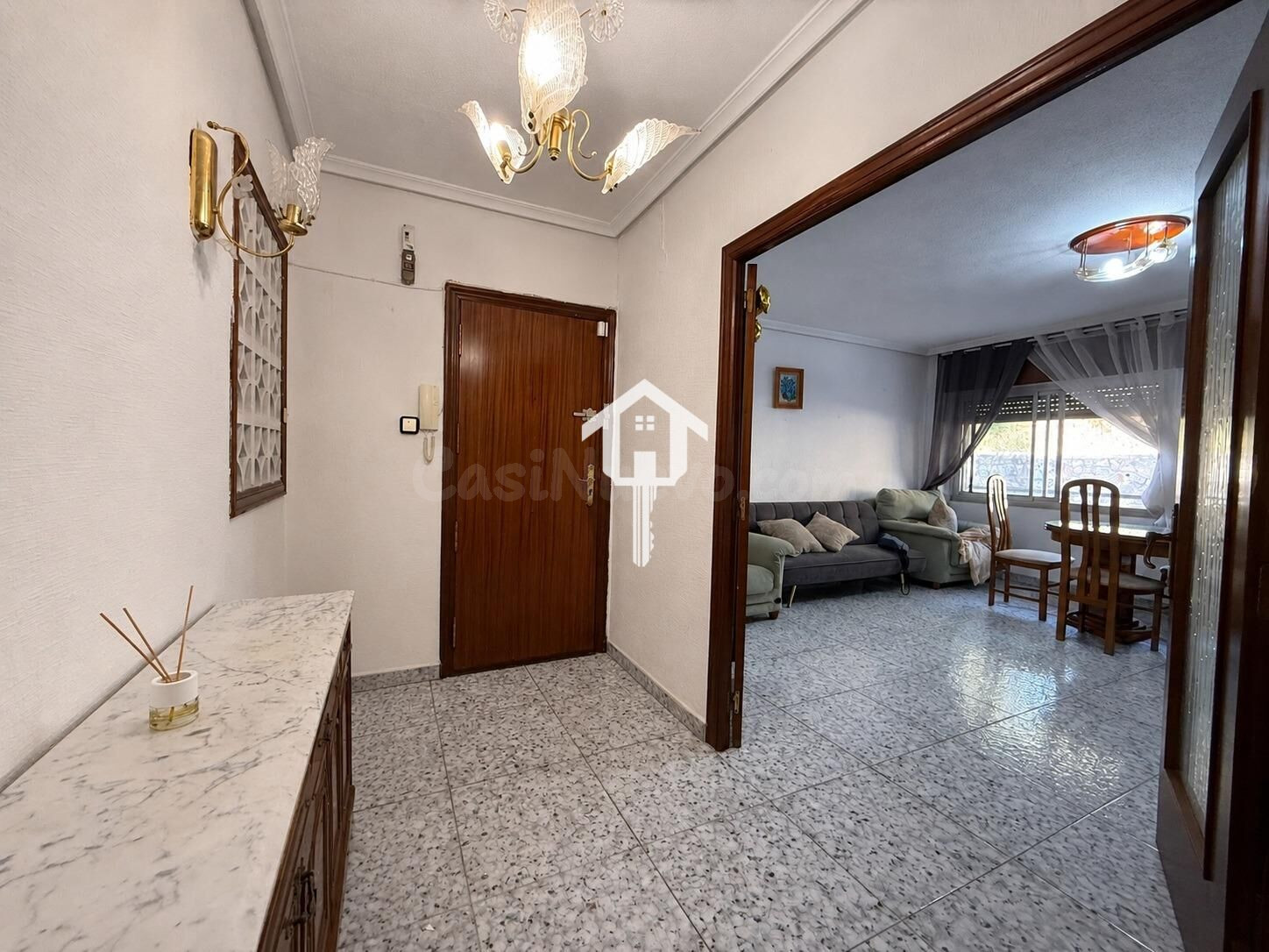 PISO EN VENTA EN ALICANTE, ENTREPLANTA CON 90m2, 3 habitacio - foto 4