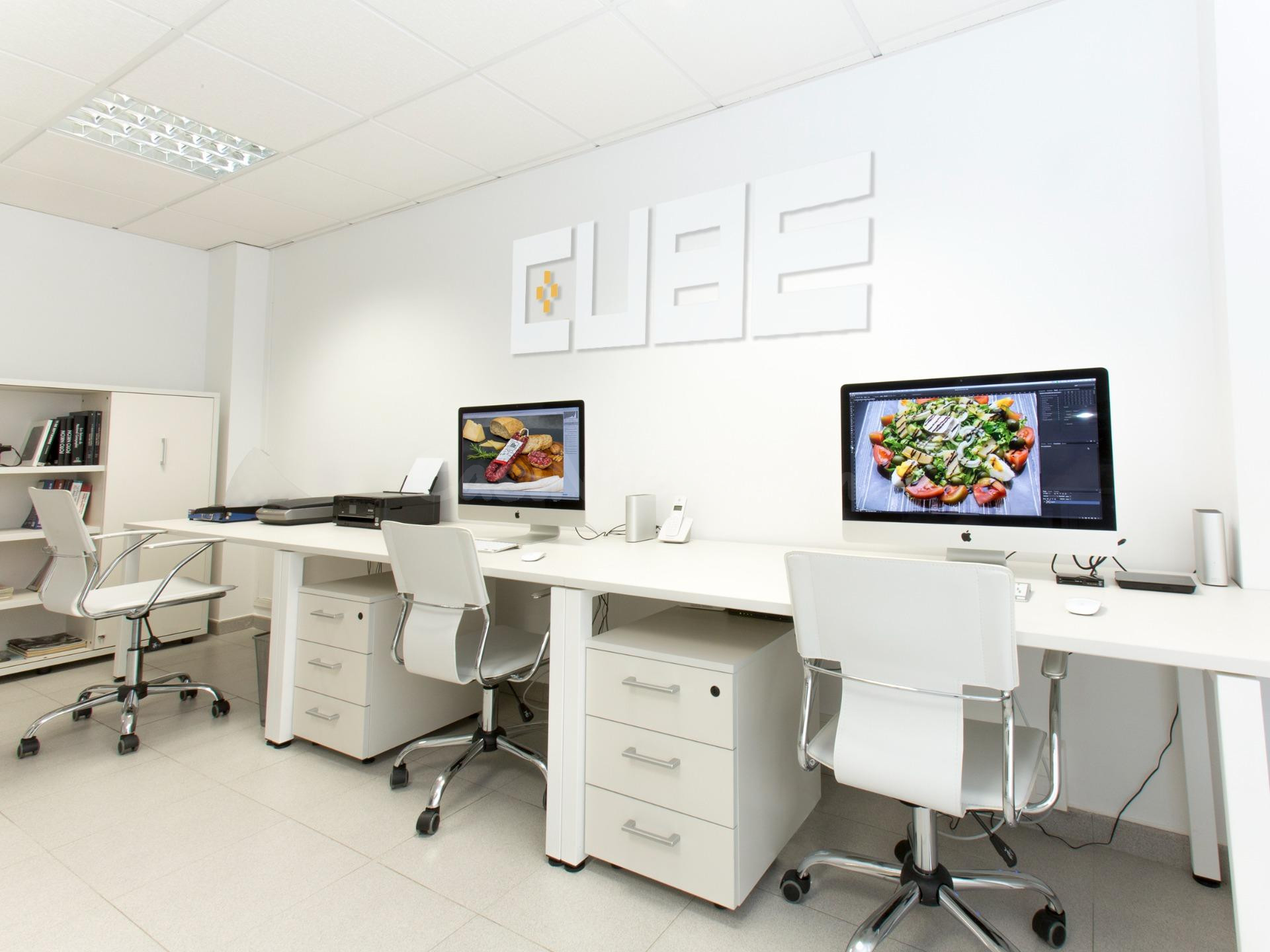 Amplia y luminosa oficina en Logroño - Ideal para Estudio Fo