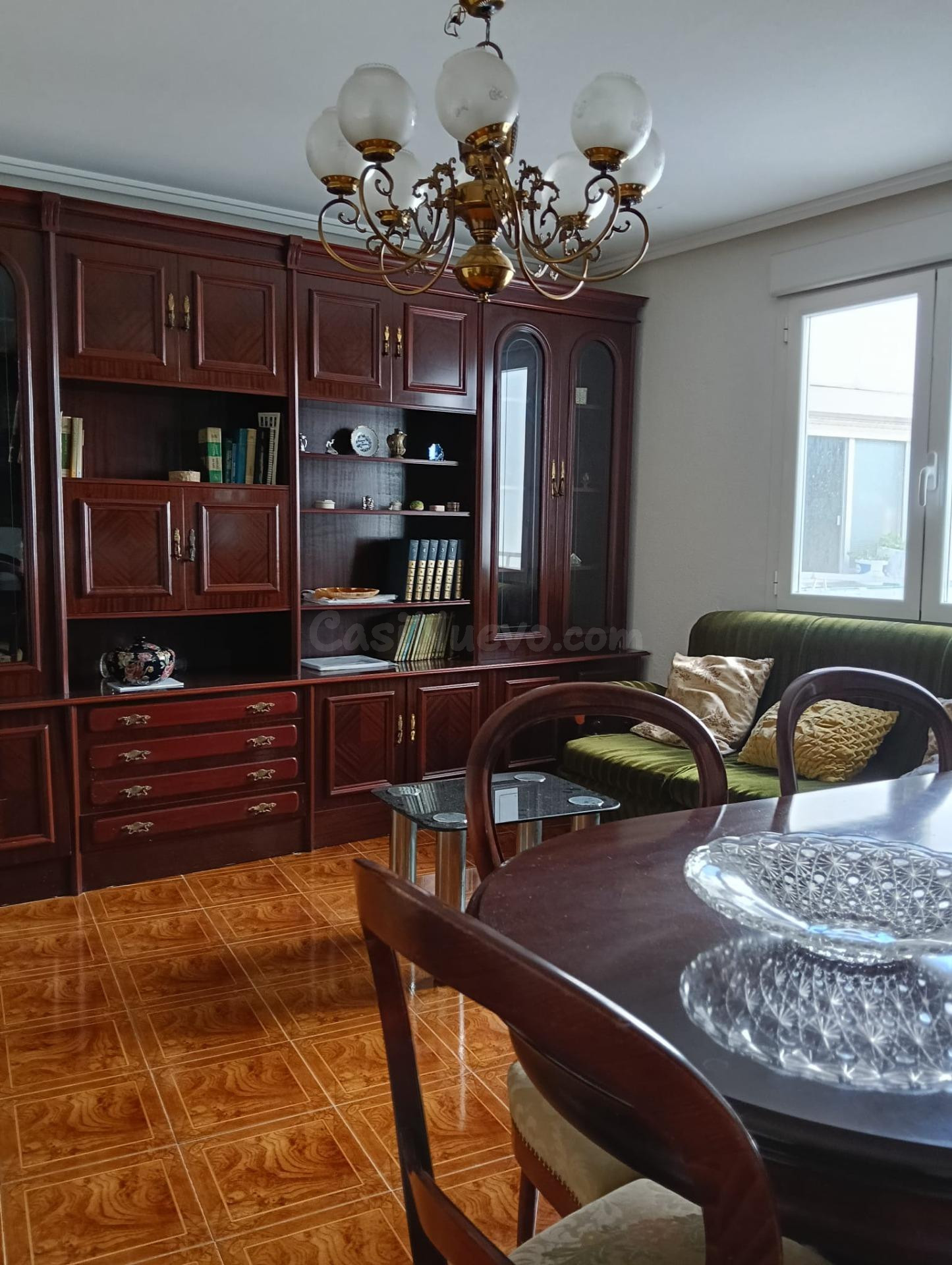 Amplio piso en venta en la Gran Vía de Logroño por €190,000