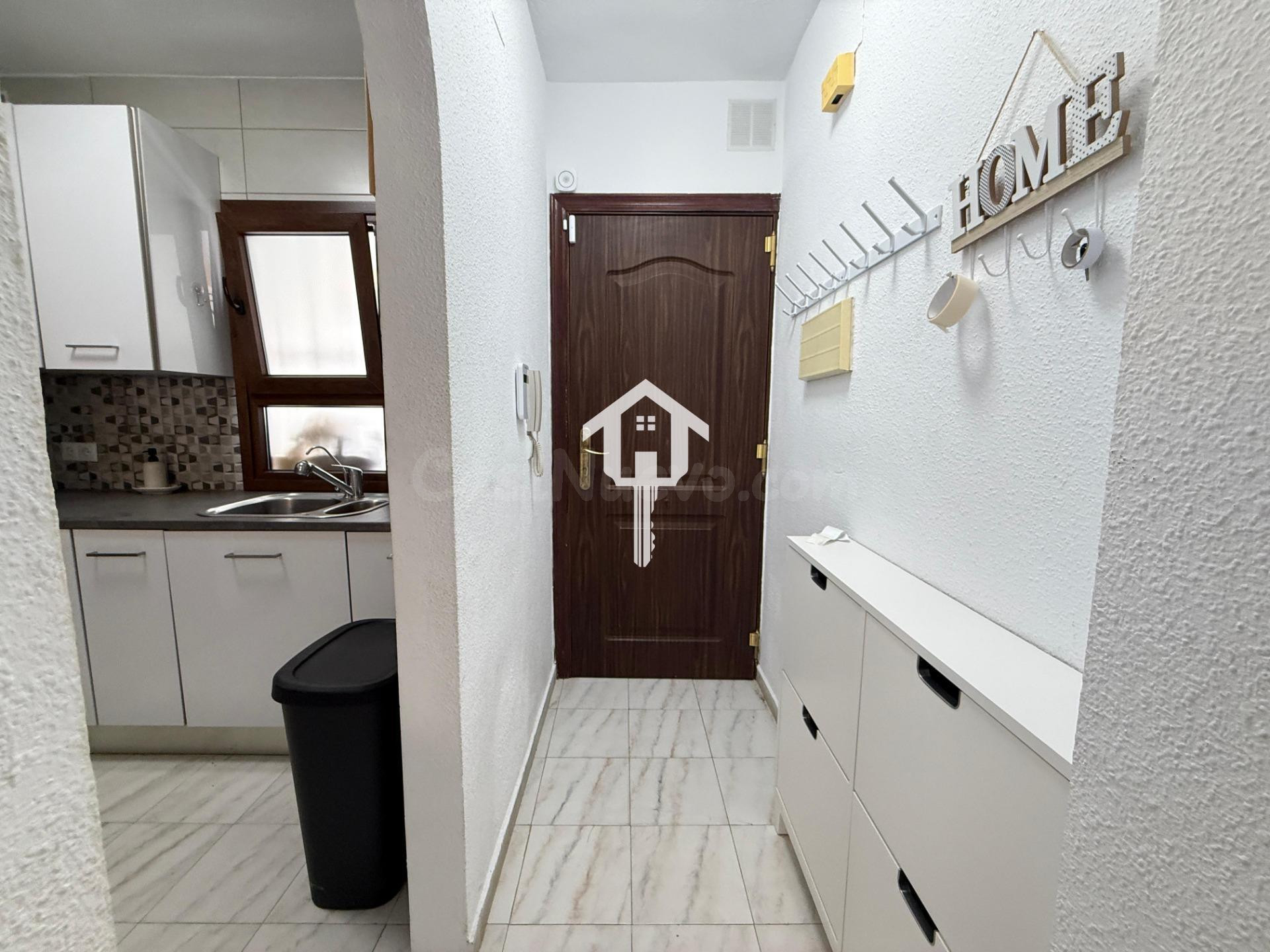 ESPECTACULAR DÚPLEX DE TRES PLANTAS EN TORREVIEJA, 93m2, 4 h - foto 2