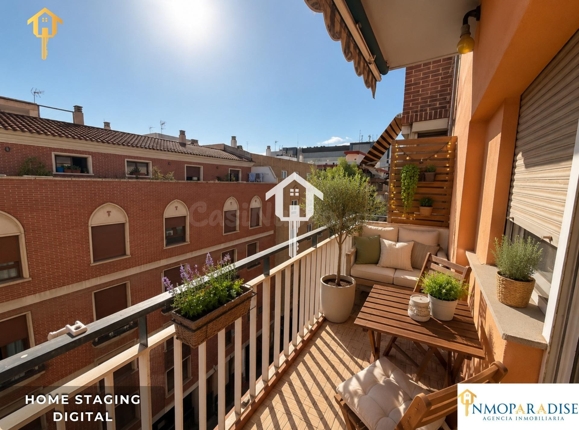 PISO EN VENTA EN PLENO CENTRO DE ALICANTE, 88m2, 3 habitaciones DOBLES, 2 BAÑOS, QUINTA PLANTA CON ASCENSOR