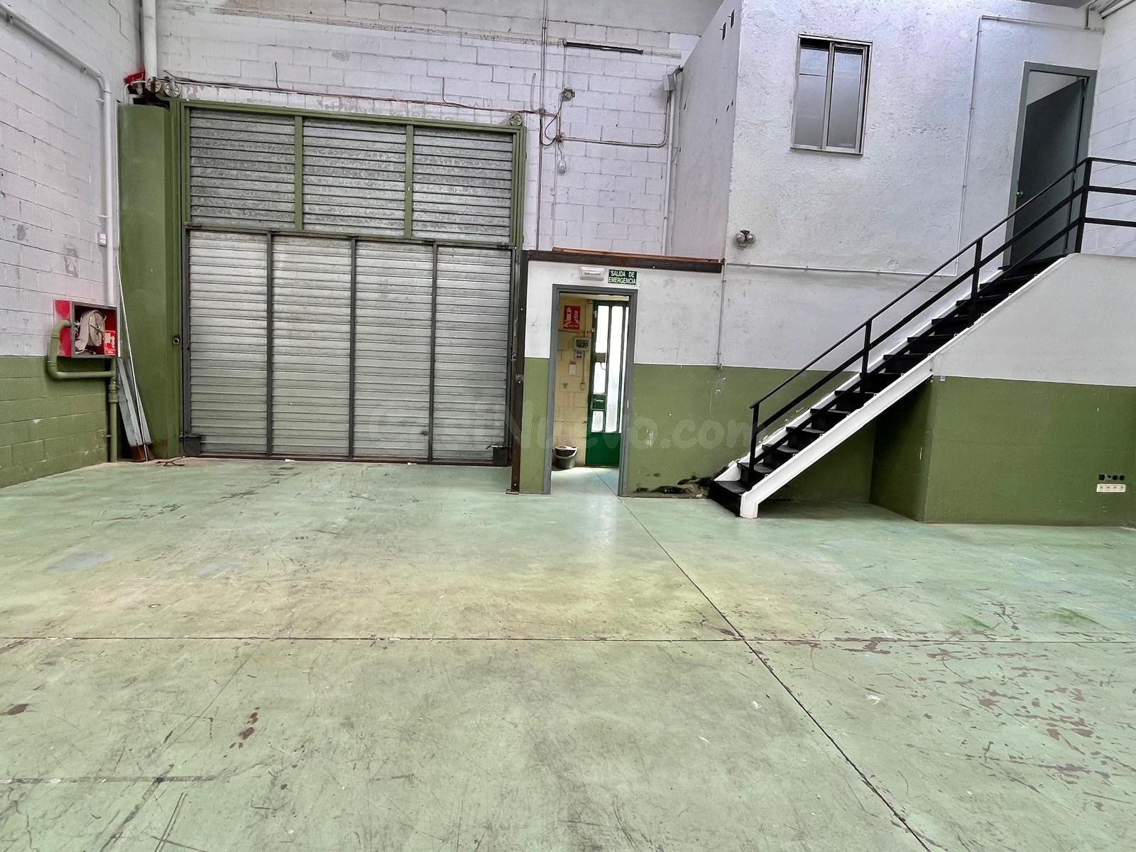 Nave industrial a Passatge Noguera de Castellar del Vallès! - foto 5