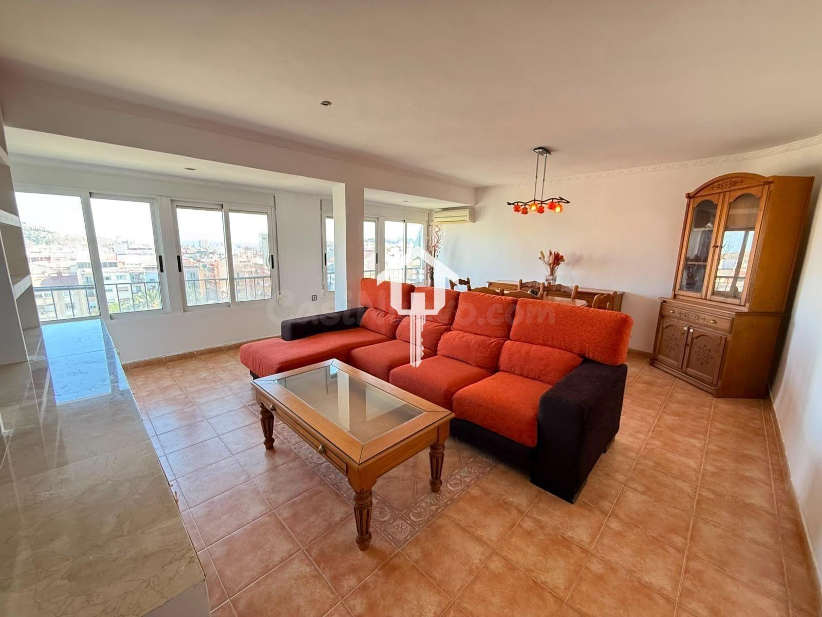PISO EN VENTA EN ALICANTE. 102m2, TRES habitaciones, 1 BAÑO  - foto 5
