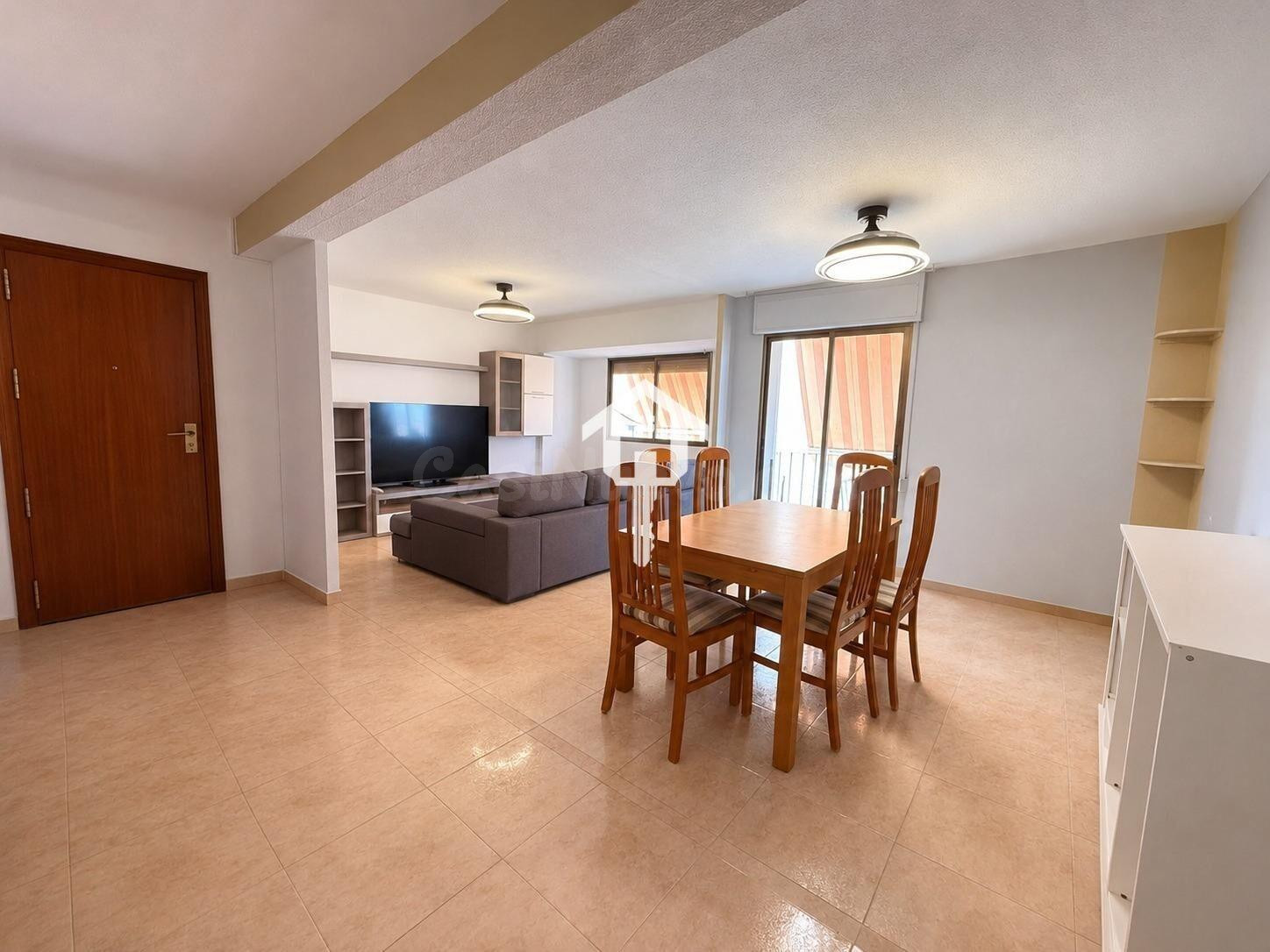PISO EN VENTA EN ALICANTE. 100m2, 4 habitaciones, 1 BAÑO, TE - foto 2