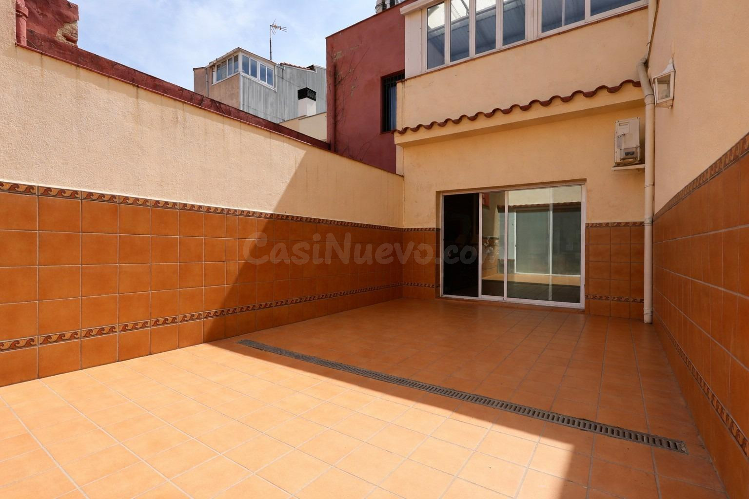 CASA COMODÍSIMA EN PLENO CENTRO - foto 2
