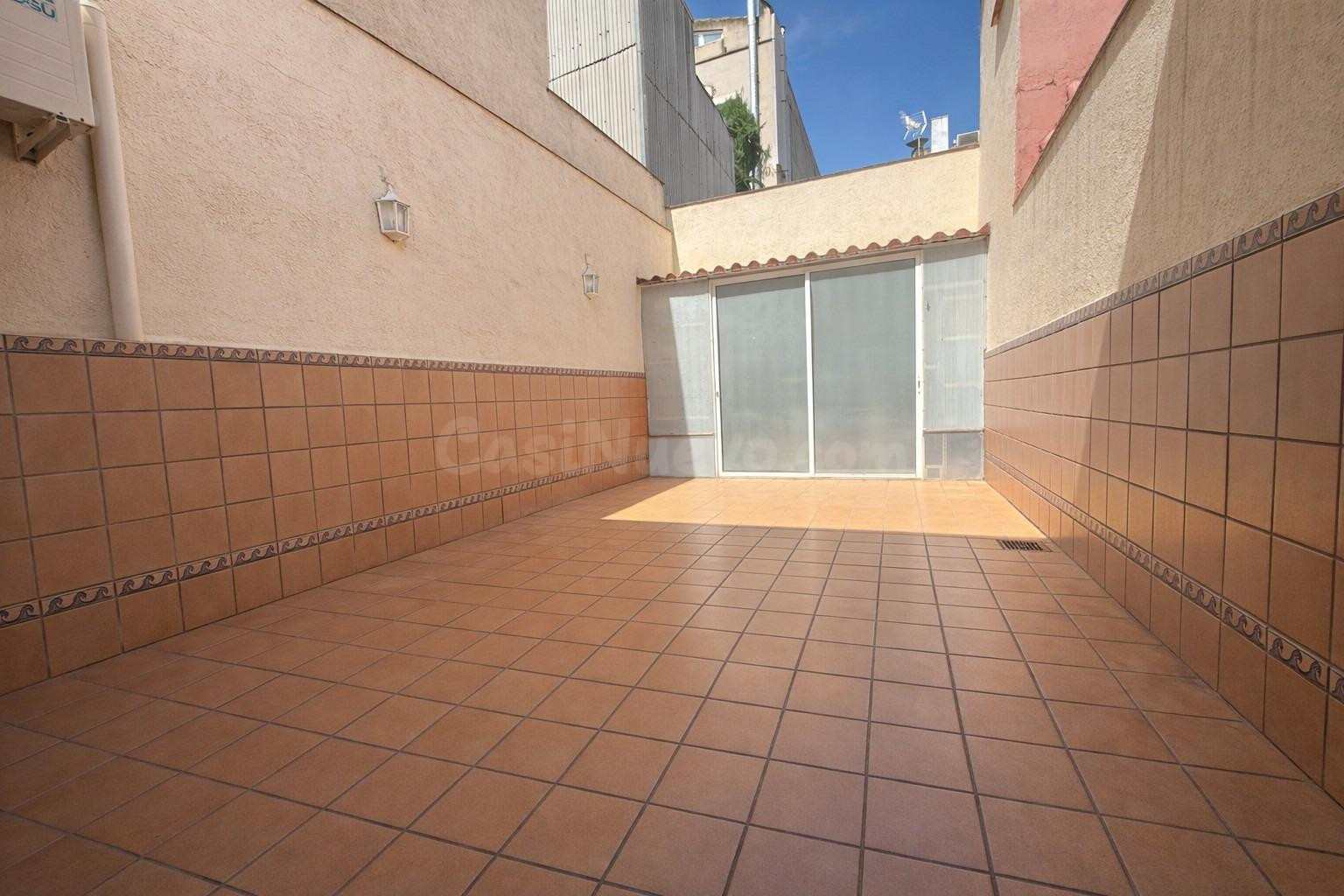CASA COMODÍSIMA EN PLENO CENTRO - foto 4