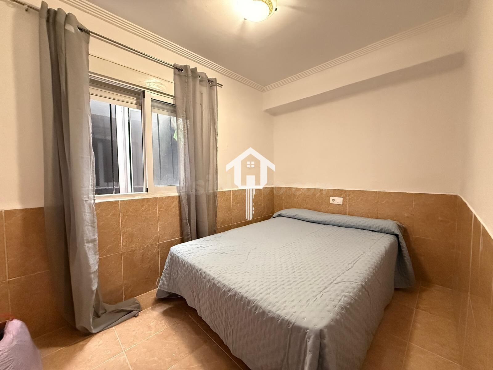 PISO EN EXCLUSIVA DE 3 habitaciones CON PATIO EN ZONA ALTOZA - foto 5