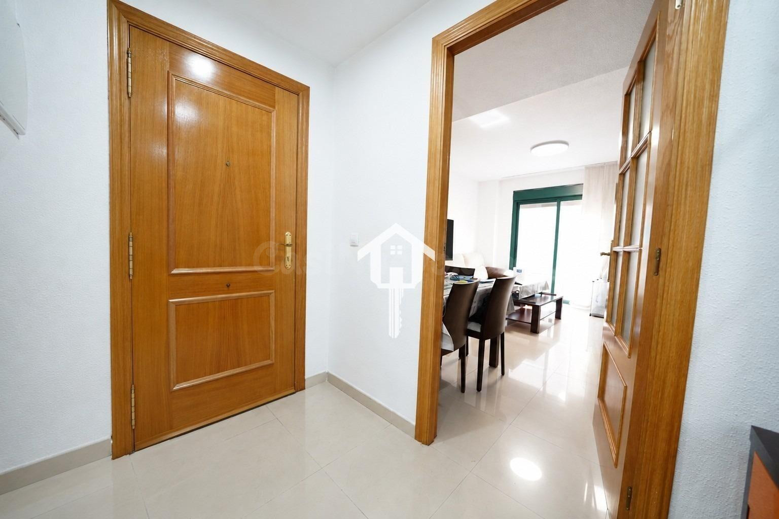 FANTÁSTICO PISO DE 72 M2 CON BALCÓN, ASCENSOR Y TRASTERO EN  - foto 2