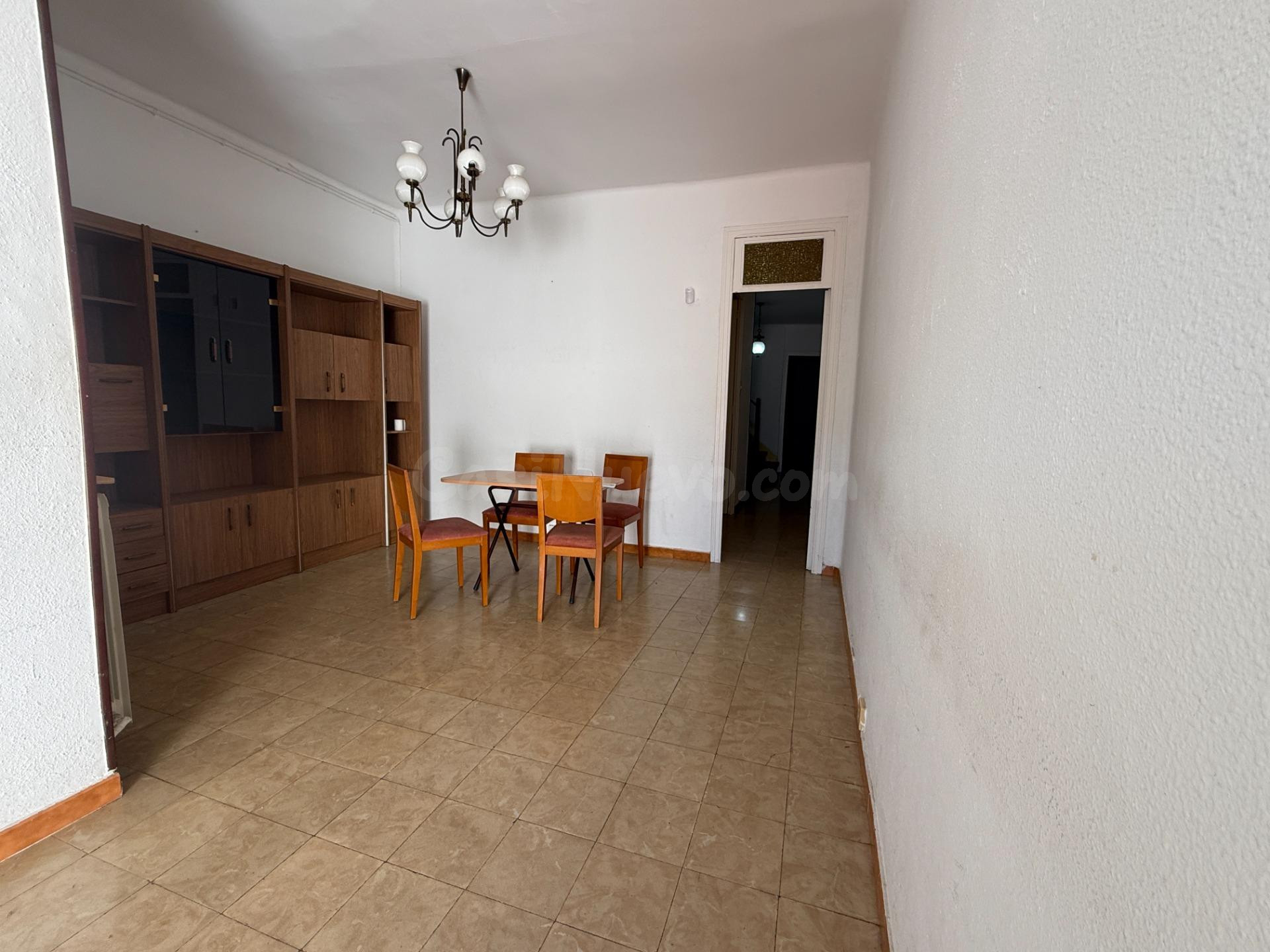 PISO DUPLEX A 5 MINUTOS DEL CENTRO DE SABADELL, GRAN OPORTUN - foto 3