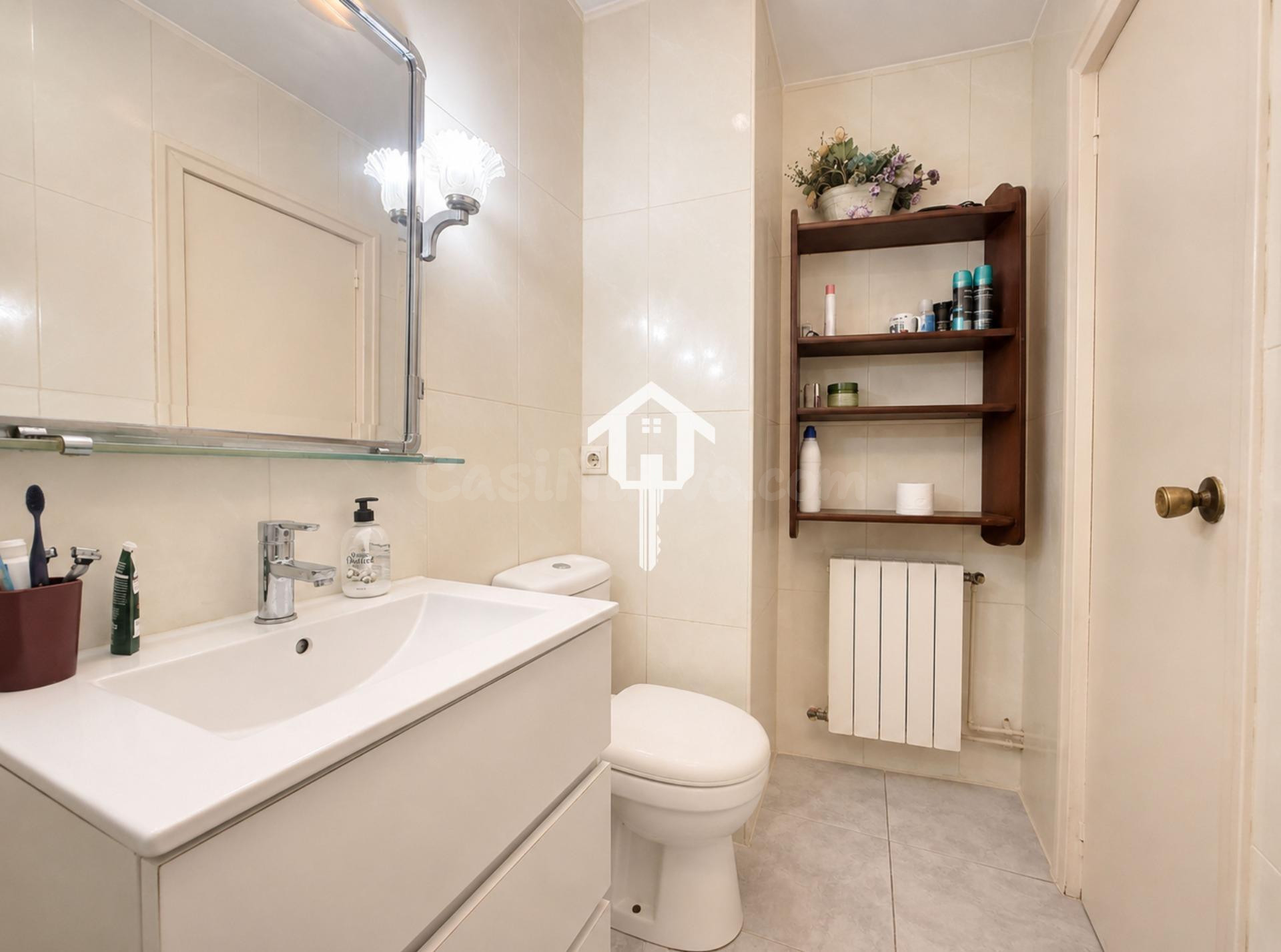 ESPECTACULAR PISO DE 3 habitaciones CON PATIO Y AIRE ACONDIC - foto 4