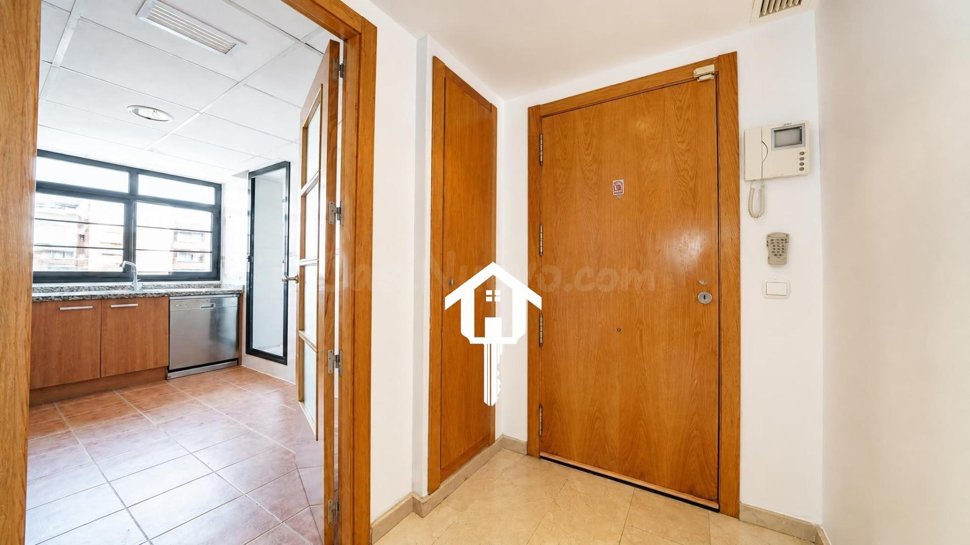 ESPECTACULAR PISO EN EXCLUSIVA CON TERRAZA, PISCINA, GARAJE  - foto 3