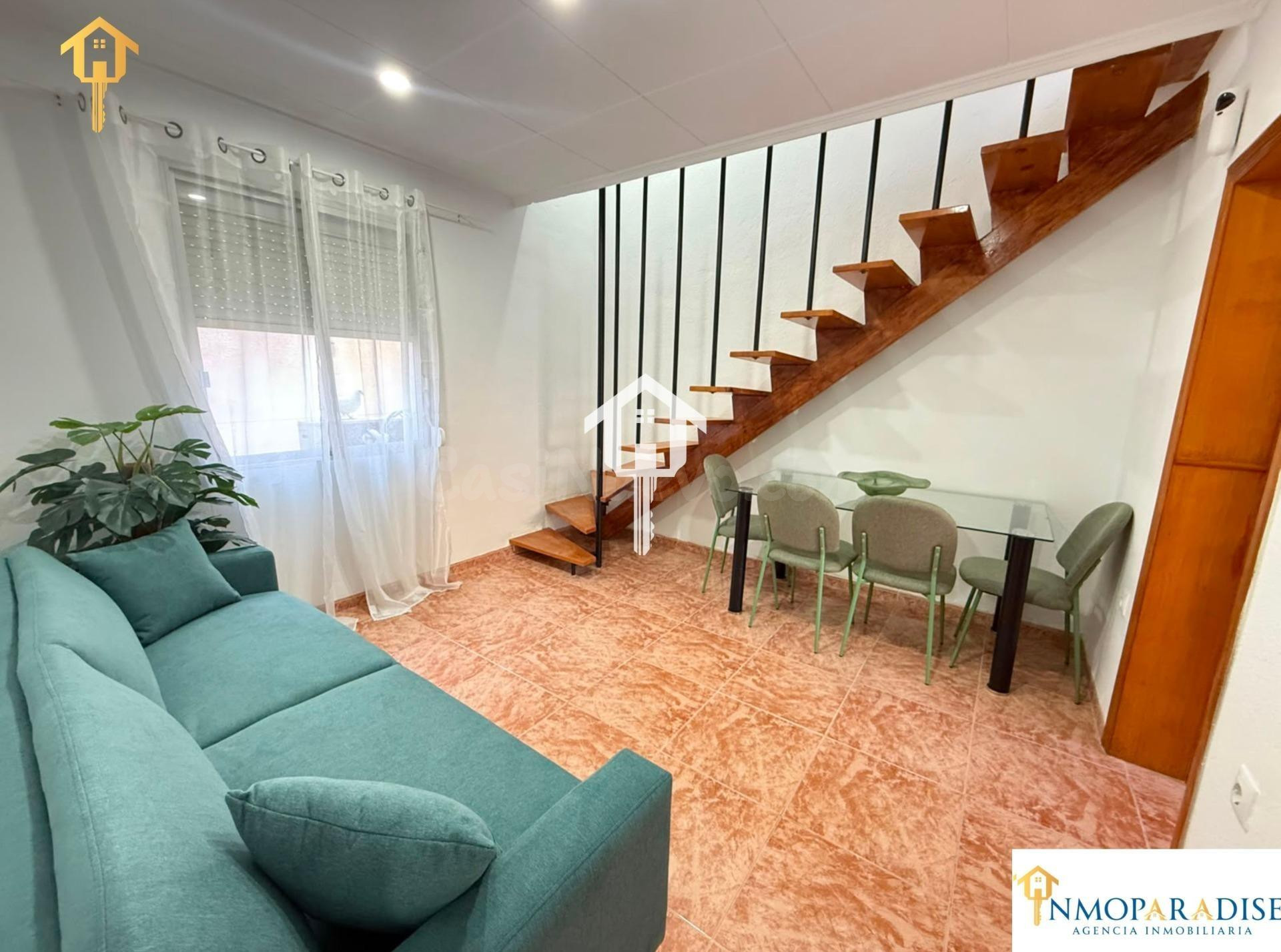 DÚPLEX REFORMADO DE 3 habitaciones CON TERRAZA EN ZONA VIRGEN DEL REMEDIO DE ALICANTE