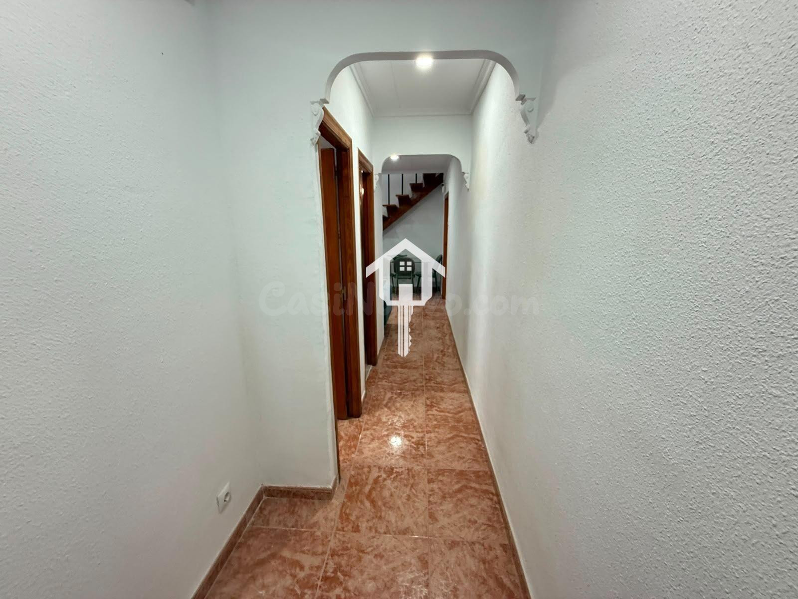 DÚPLEX REFORMADO DE 3 habitaciones CON TERRAZA EN ZONA VIRGE - foto 2