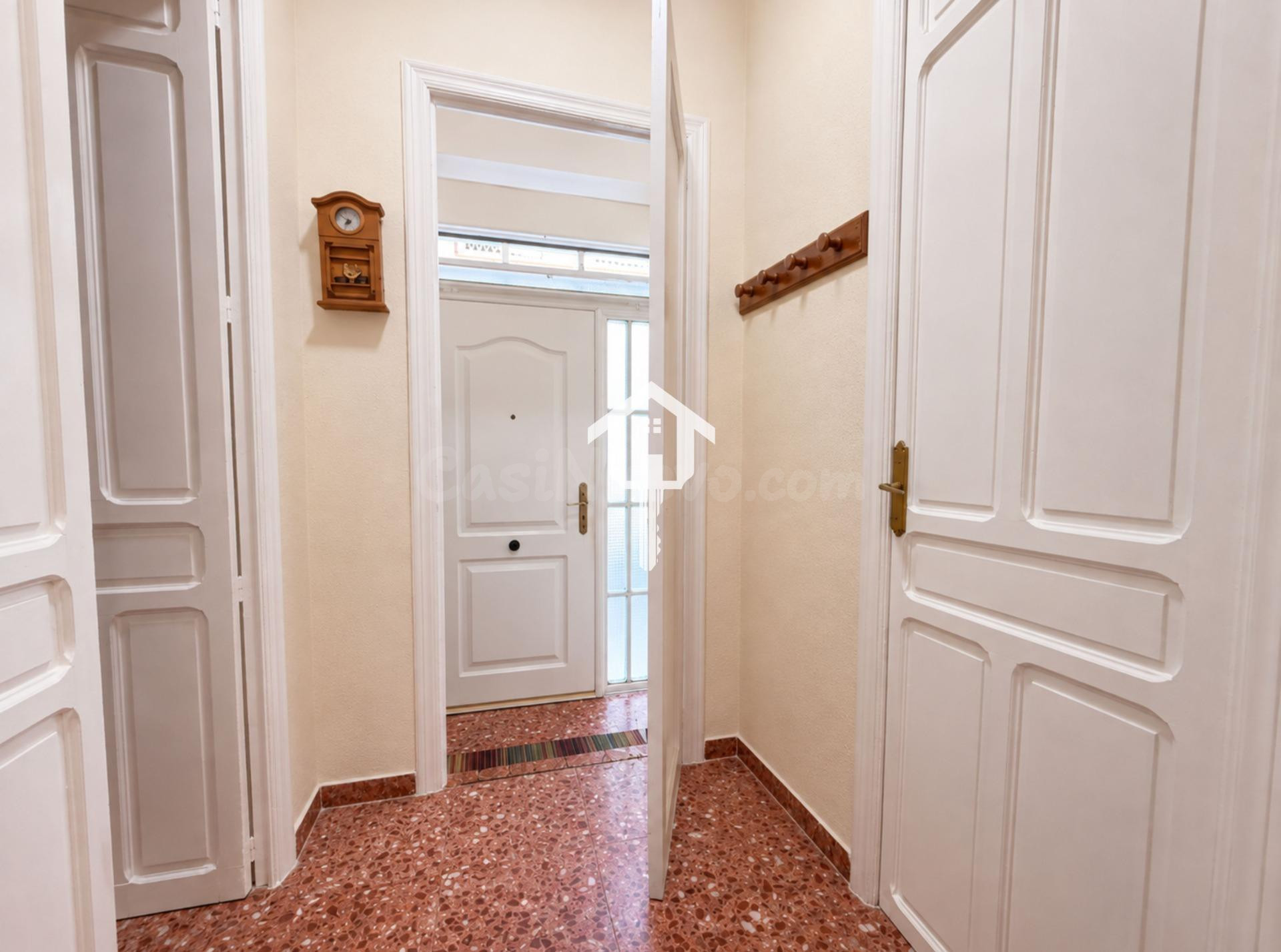 Adosado 4 habitaciones 130m² en venta - Carolinas bajas - foto 3