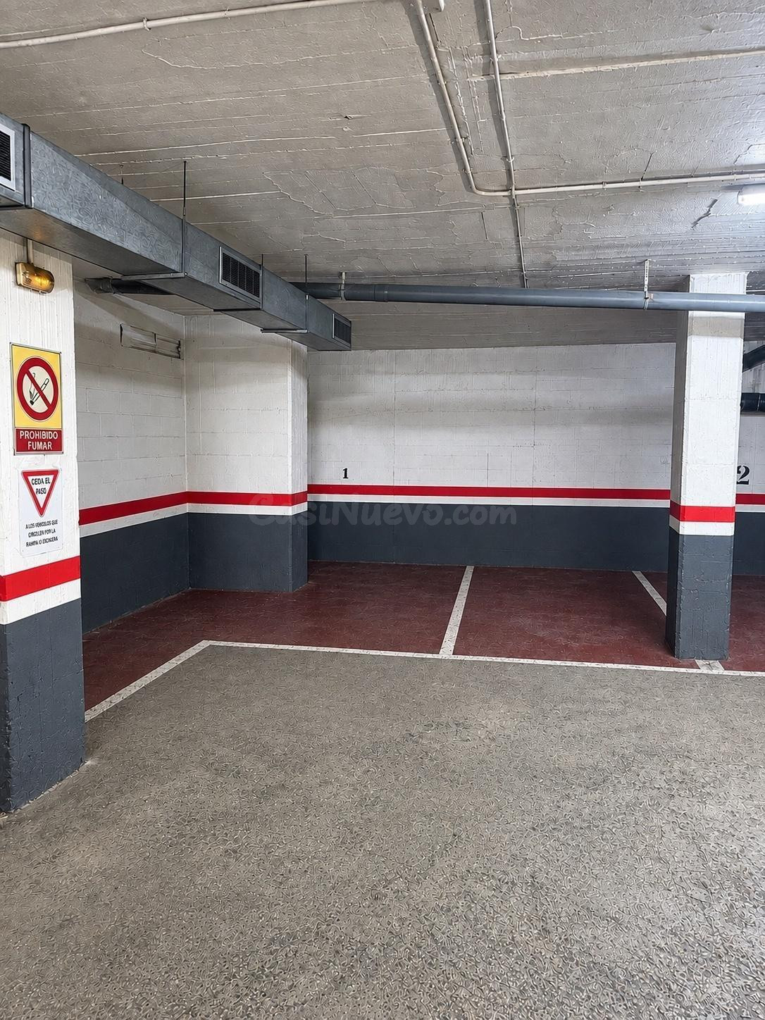 Parking doble en primera planta para 2 coches y 2 motos – Ro - foto 2