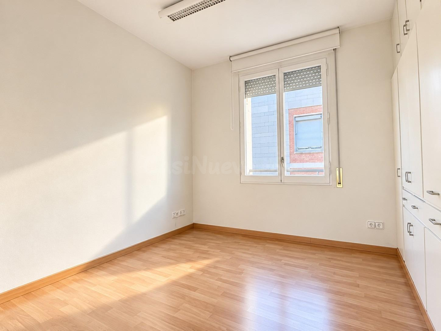 PISO SEÑORIAL EN CALLE LA REPÚBLICA (PLENO CENTRO) - foto 4