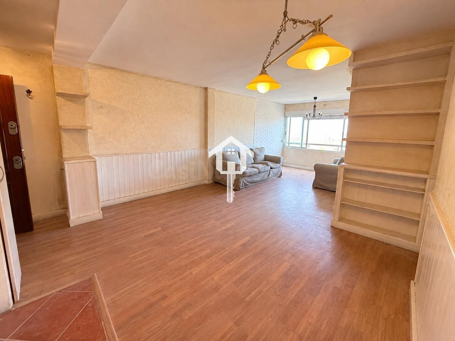 PISO DE 80 M2 CON GARAJE Y VISTAS DESPEJADAS EN ZONA CIUDAD  - foto 4