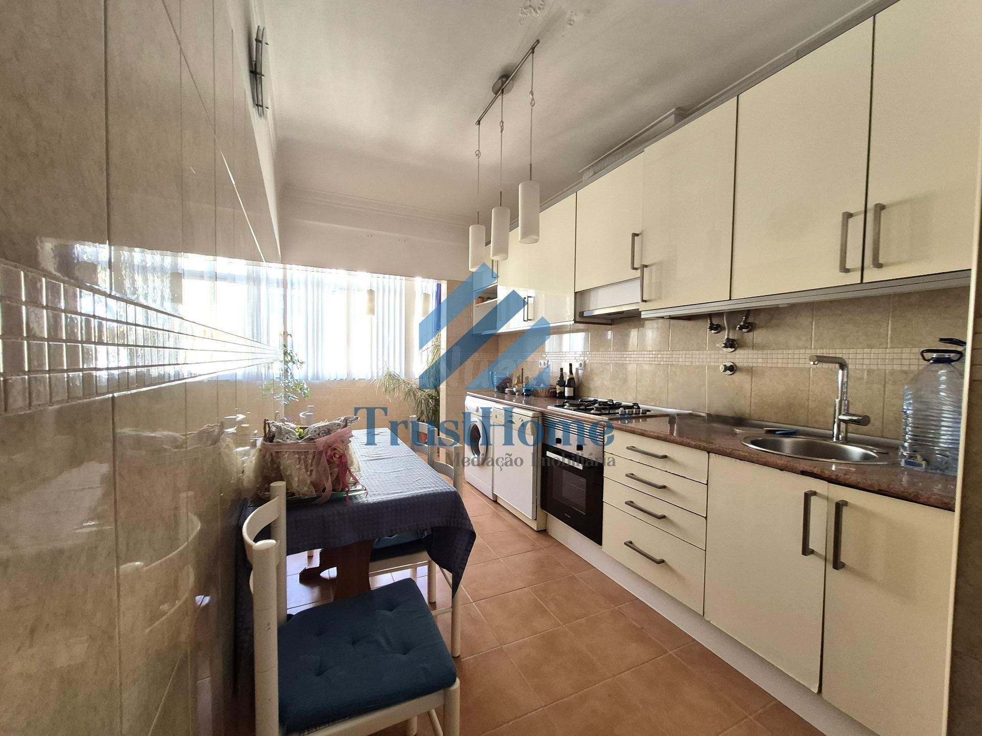 Apartamento 3 habitaciones 105m² en venta - Almada - Cova da