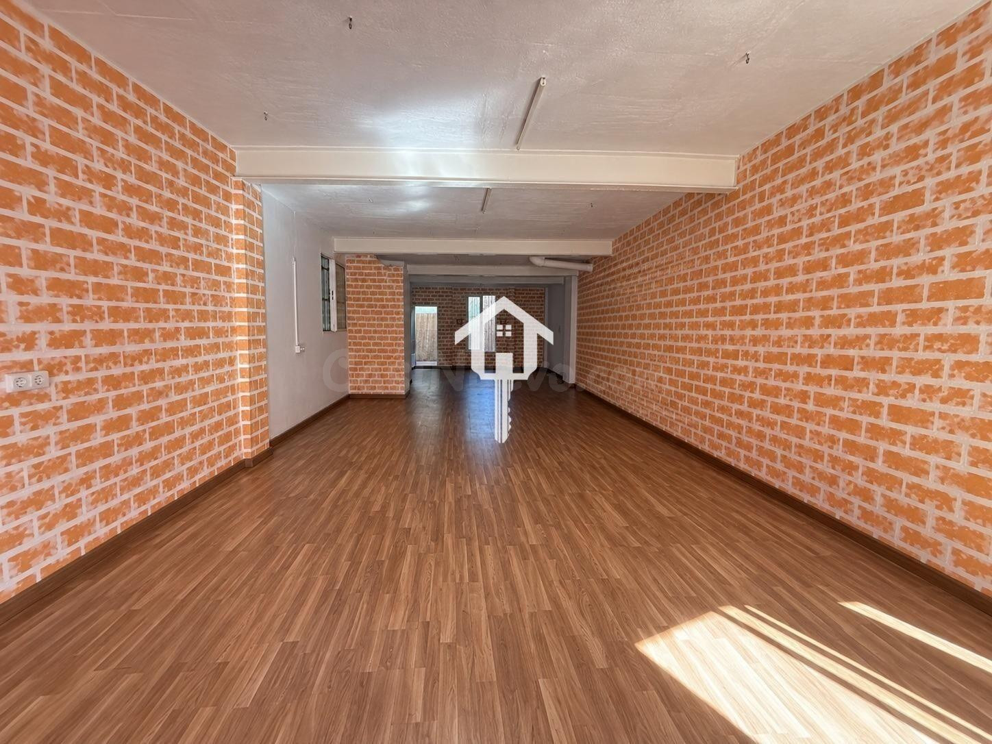 LOCAL EN VENTA EN ALICANTE. ZONA DEL PLA DE BON REPOS. 100m2 - foto 4