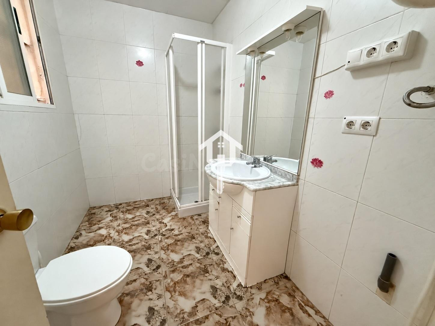 LOCAL EN VENTA EN ALICANTE. ZONA DEL PLA DE BON REPOS. 100m2 - foto 5
