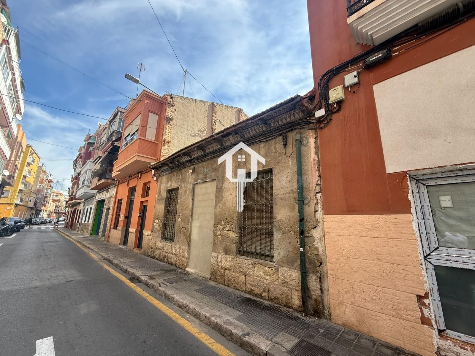 CASA INDEPENDIENTE EN VENTA EN ALICANTE. ZONA DE CAROLINAS A - foto 4
