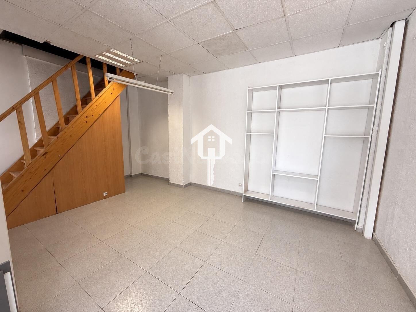 LOCAL COMERCIAL EN VENTA. ZONA DE ALTOZANO. 117m2, A PIE DE  - foto 5