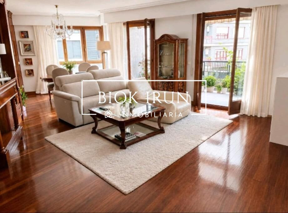 Piso de 4 habitaciones con 2 terrazas, ascensor y garaje opc - foto 4
