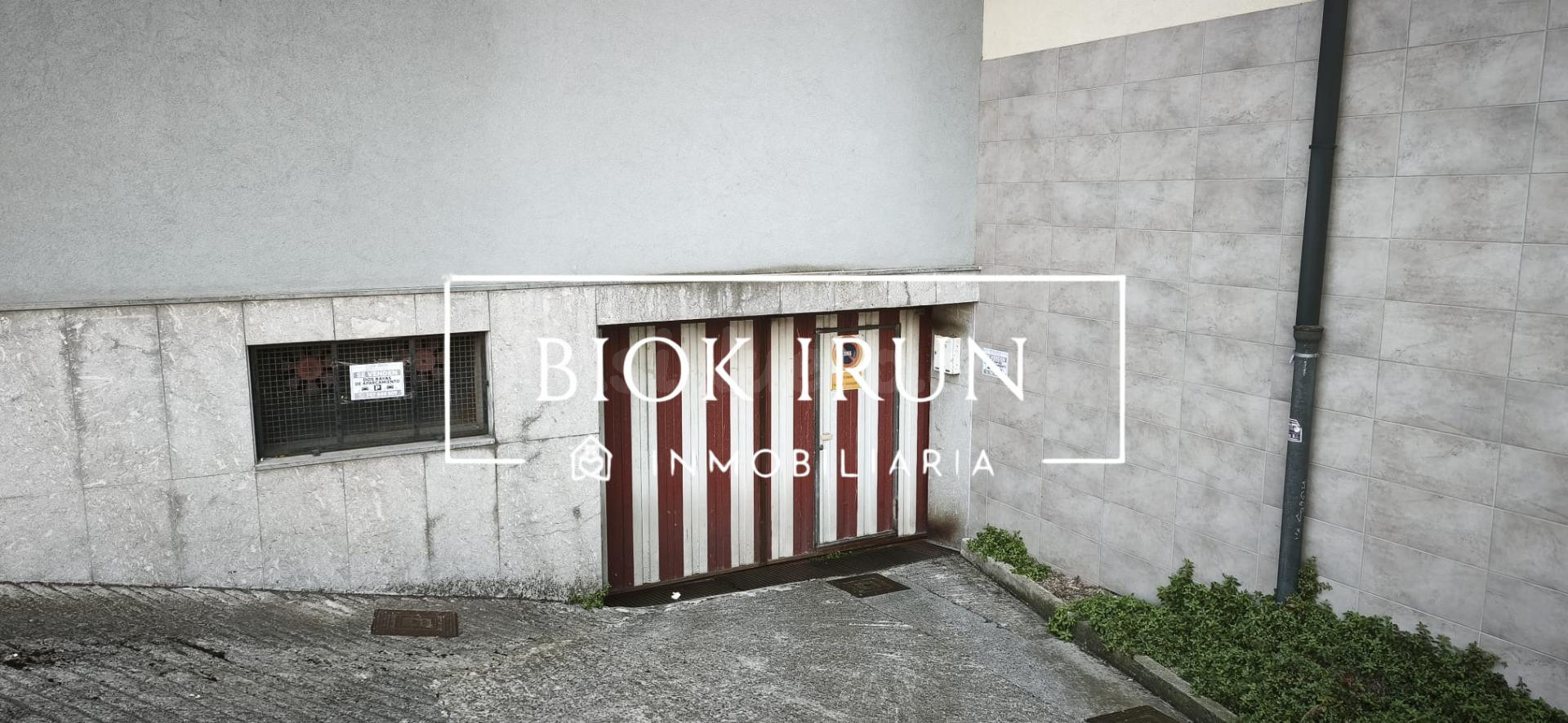 DOS PLAZAS DE GARAJE EN VENTA – BELASKOENEA, IRUN - foto 2