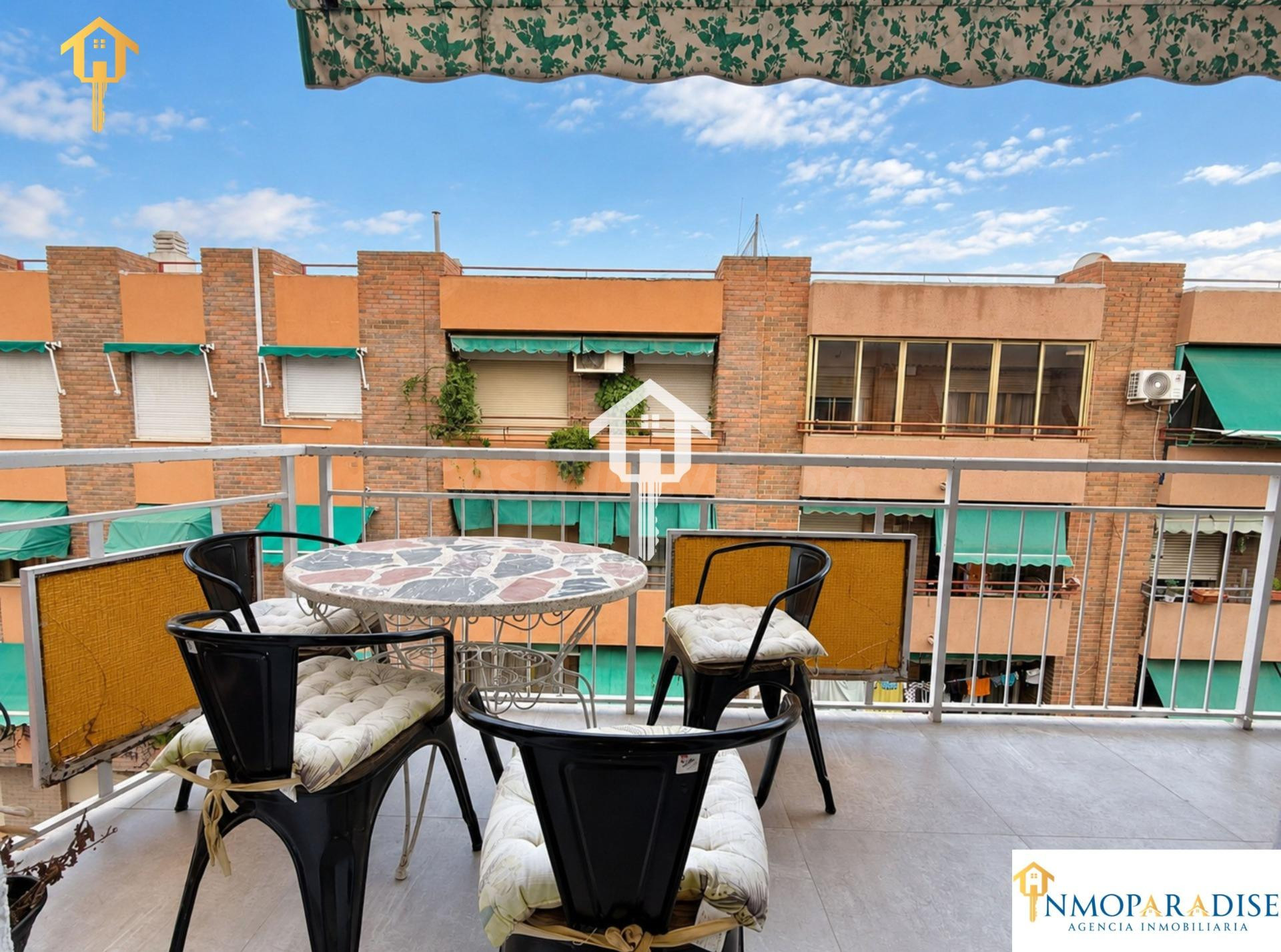 PISO EN VENTA EN ALICANTE. ZONA DE LA FLORIDA, 103m2, 3 habitaciones DOBLES, 1 BAÑO Y UN ASEO, AMPLIA TERRAZA