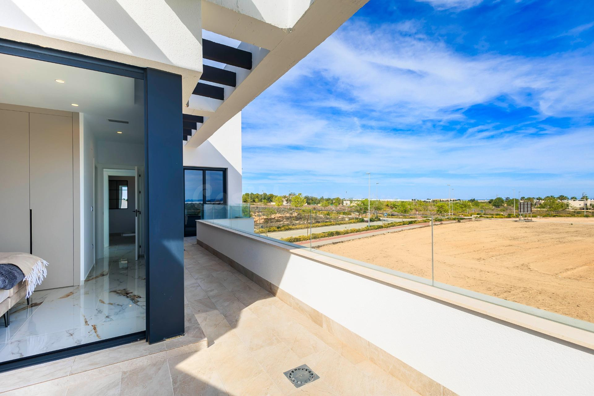 VILLAS DE OBRA NUEVA EN PILAR DE LA HORADADA EN EL CAMPO DE GOLF