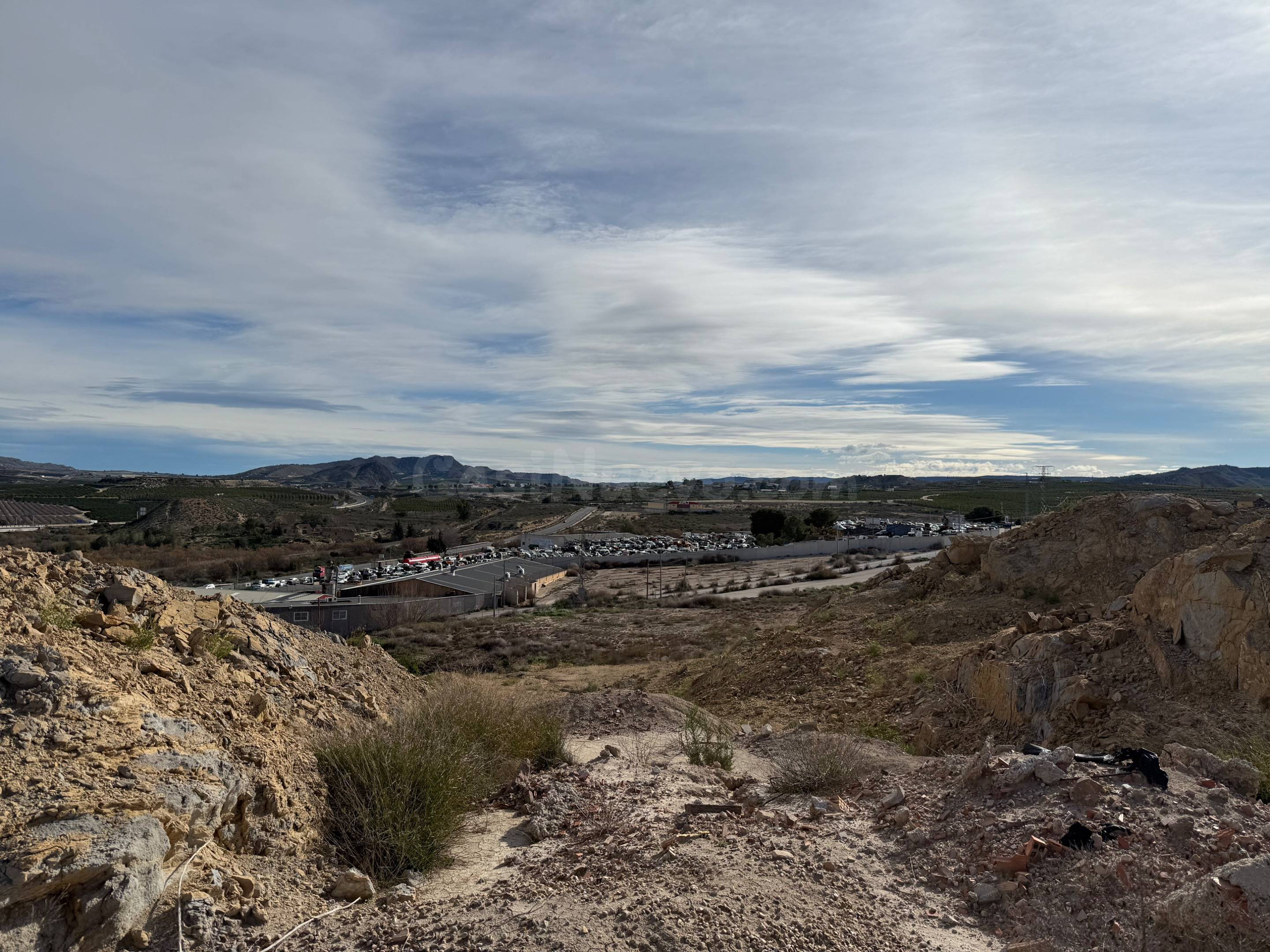 Amplio terreno en Murcia: Tu Espacio para Hacer Realidad Tus - foto 4