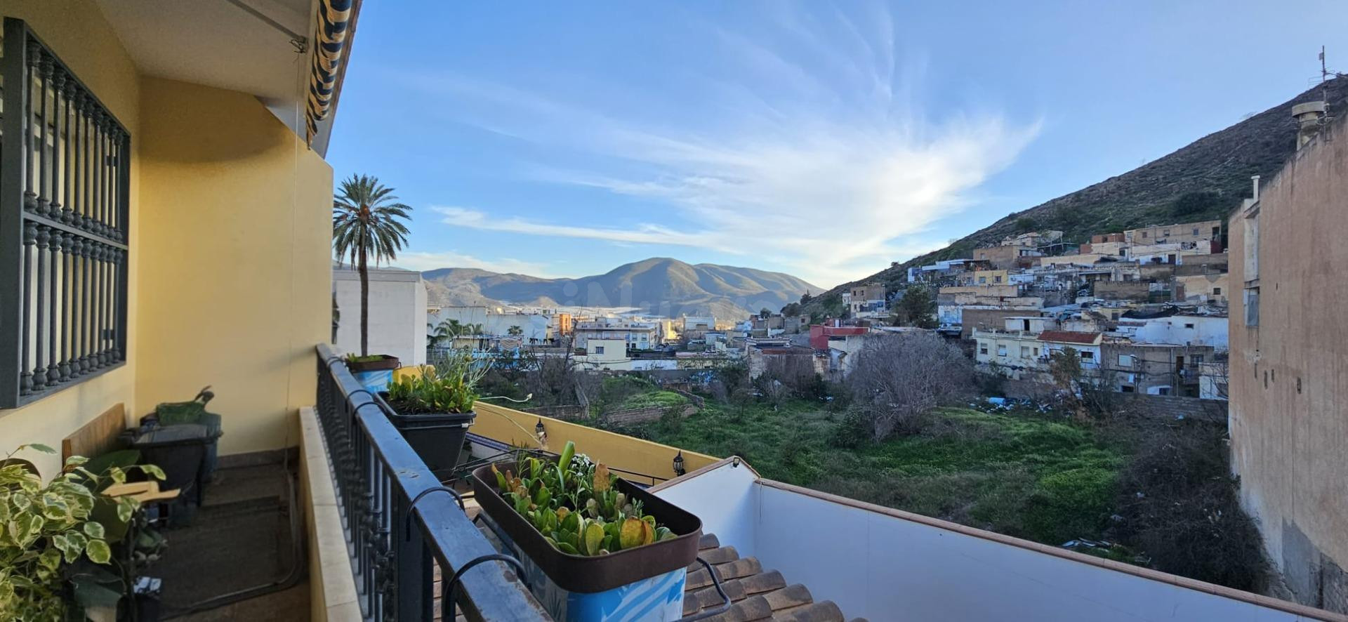 ¡Amplio y luminoso piso en venta en Berja, en zona inmejorab
