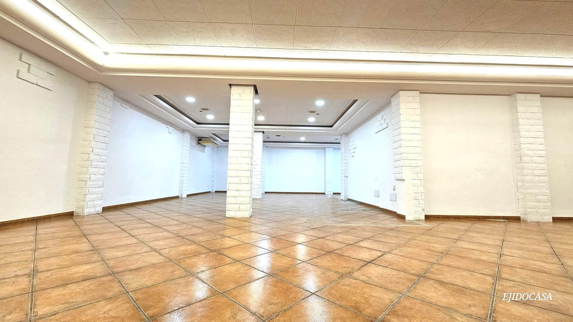 Local comercial en venta en Santo Domingo – 211 m2 – Avenida - foto 3